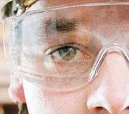 حفاظت از چشم با عینک های ایمنی